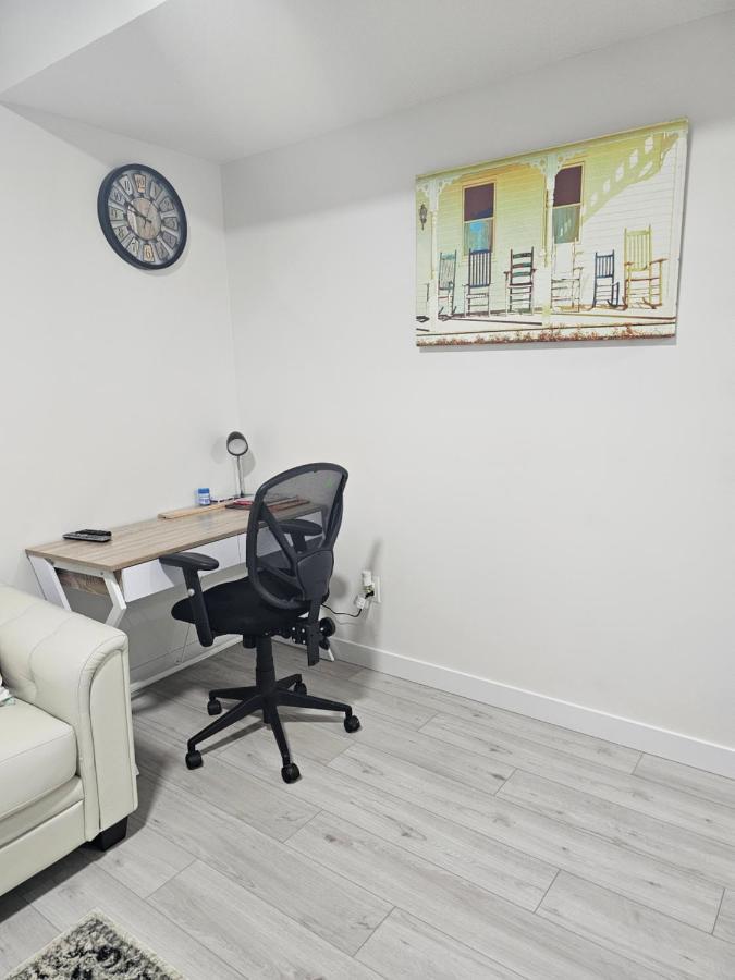 New Built House, Stay In Style Guest Suite, 2Bedroom, 2Bed, 2Bath Edmonton Eksteriør bilde